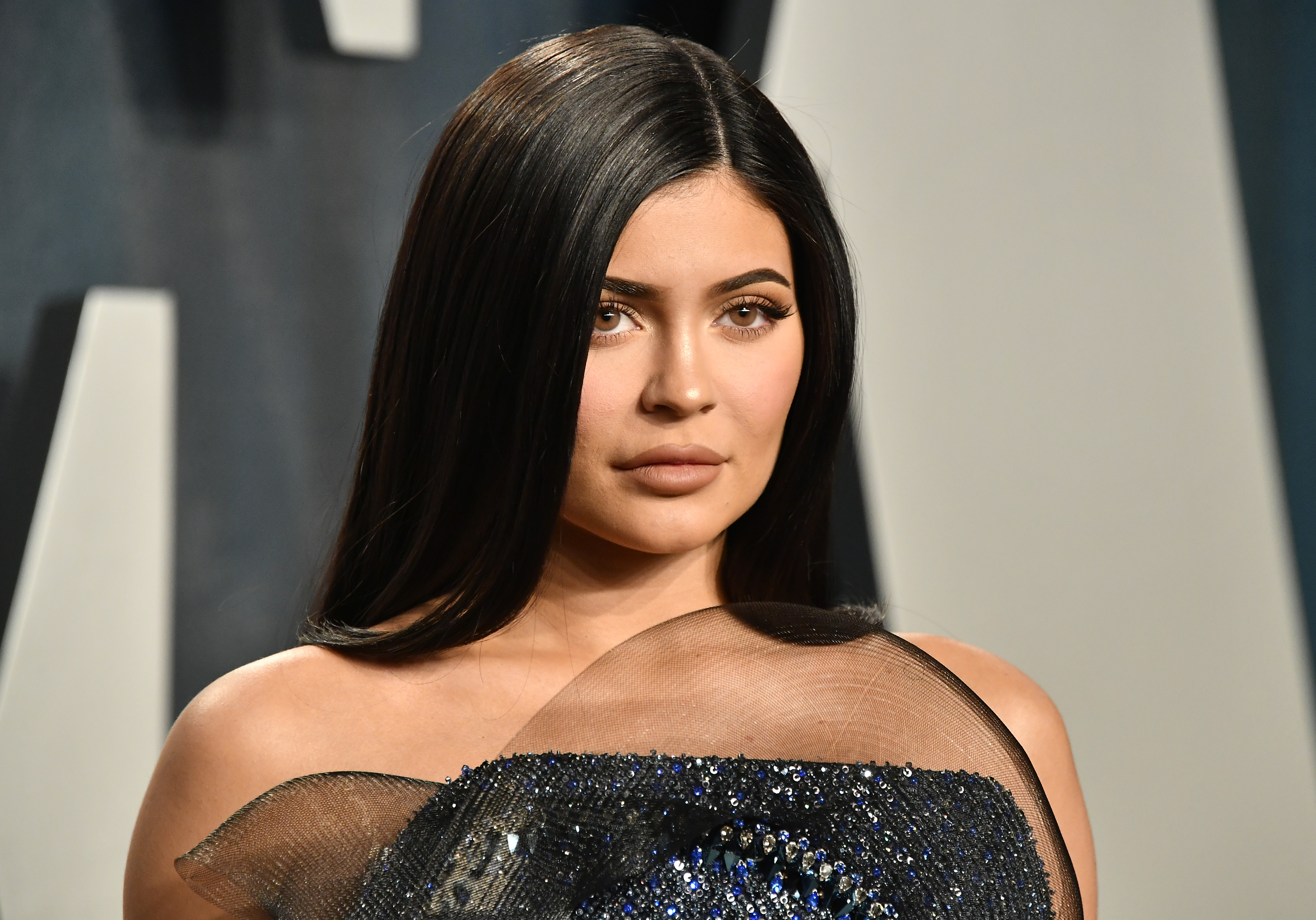 BEVERLY HILLS, CALIFORNIA - FEBRUARY 09: Kylie Jenner attends the 2020 Vanity Fair Oscar Party hosted by Radhika Jones at Wallis Annenberg Center for the Performing Arts on February 09, 2020 in Beverly Hills, California. (Photo by Frazer Harrison/Getty Images)