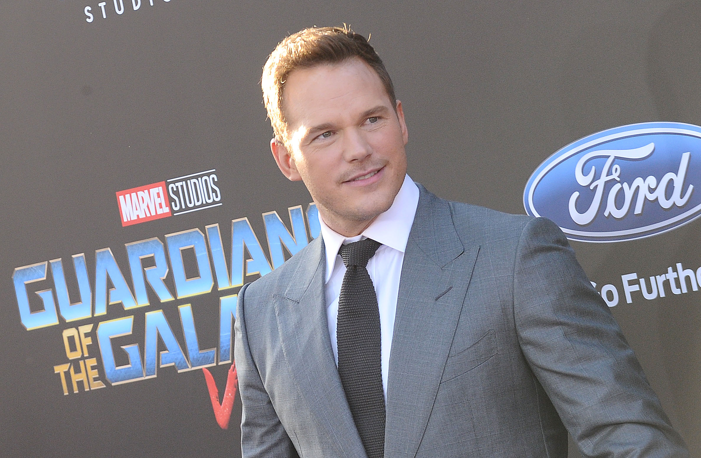 HOLLYWOOD, CA - APRIL 19:  Actor Chris Pratt arrives at the premiere of Disney and Marvel