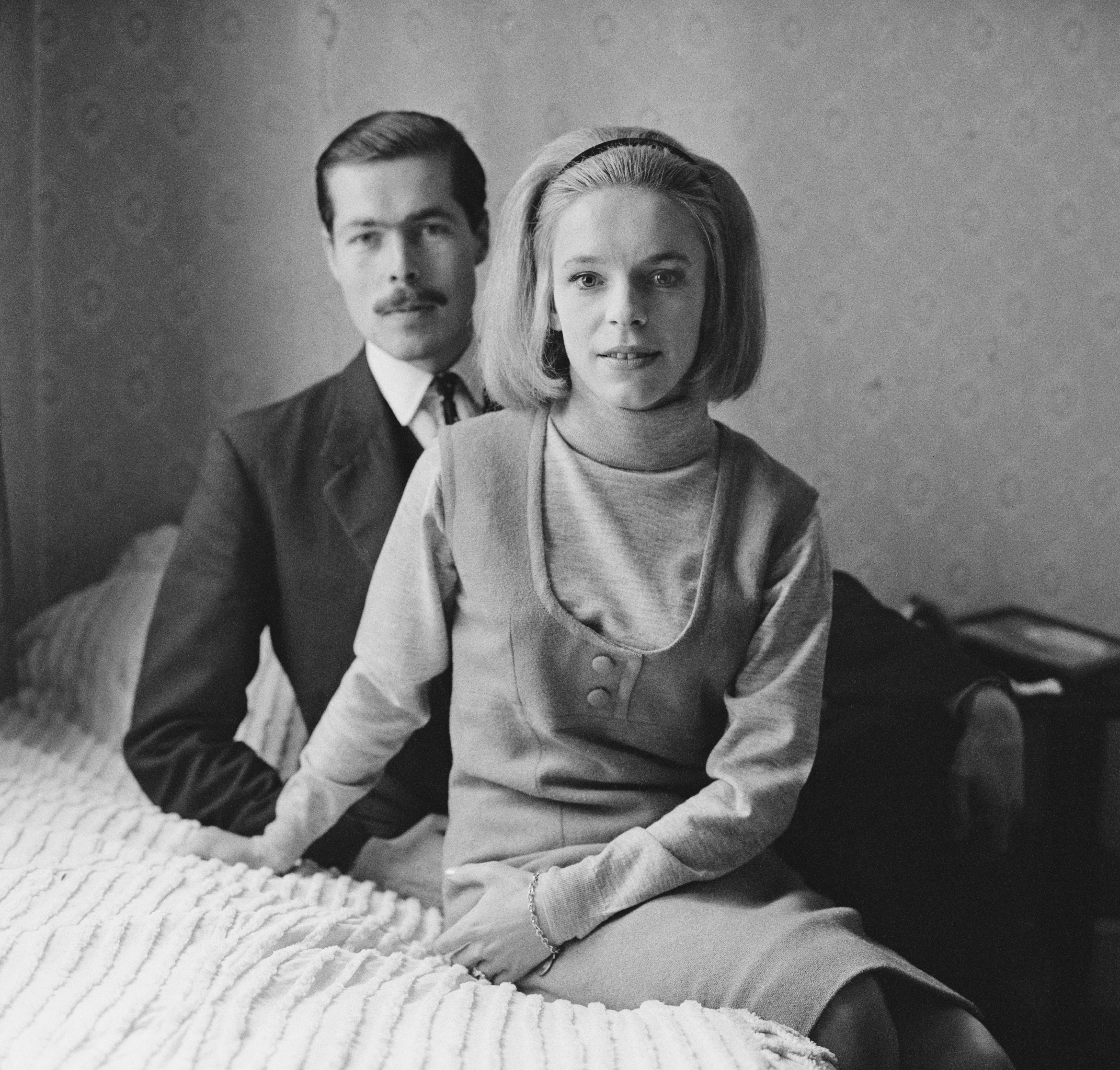 John Bingham, 7th Earl of Lucan (1934 - ?) with his future wife, Veronica Duncan (1937 - 2017) after they announced their engagement, 14th October 1963. The couple were married on 20th November. In 1974, Lord Lucan disappeared, suspected of murder. He was never found and was declared dead in 2016. (Photo byTerry Fincher/Daily Express/Hulton Archive/Getty Images)