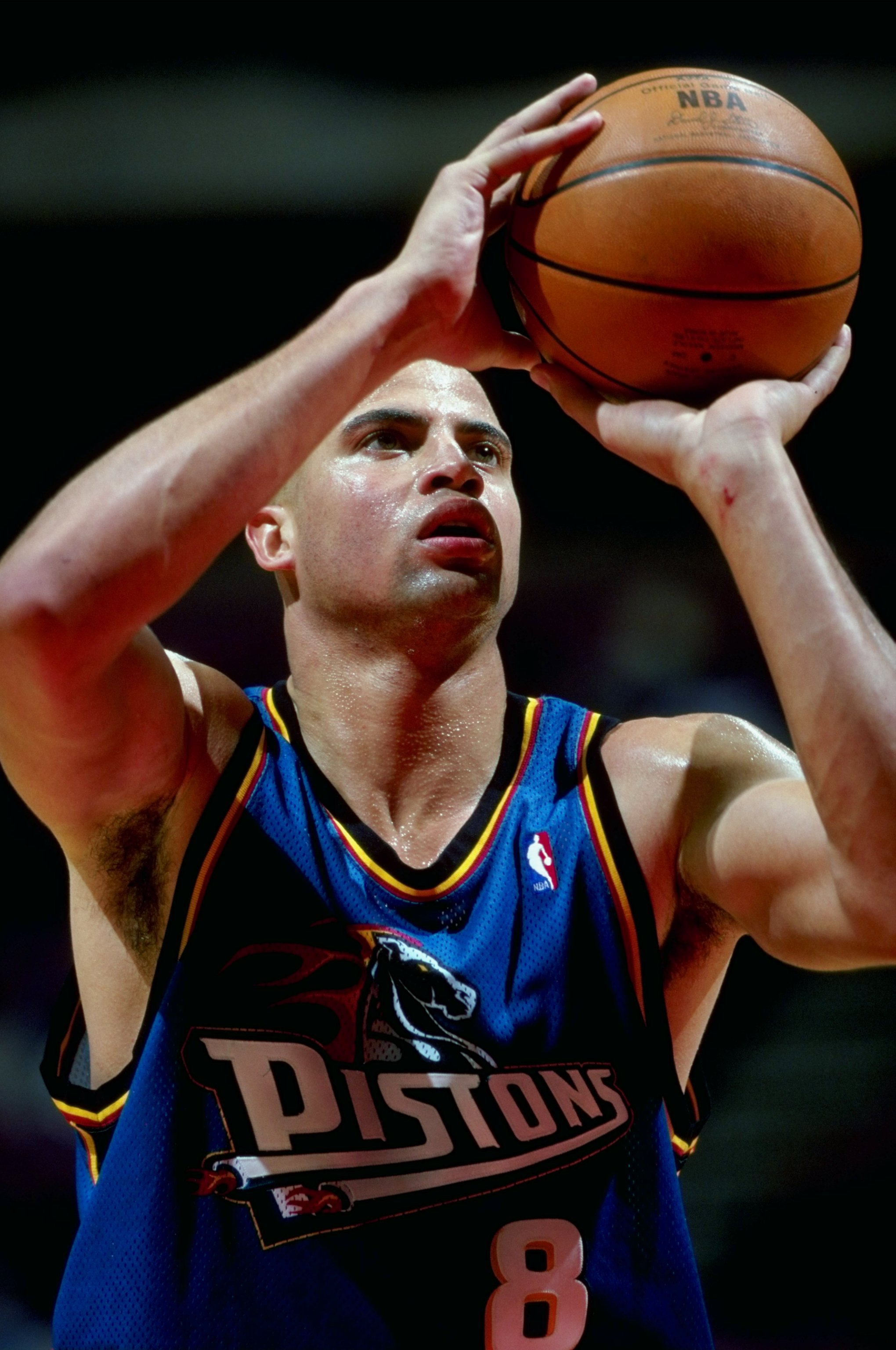 16 Feb 1999:  Bison Dele #8 of the Detroit Pistons shooting the ball during the game against the New Jersey Nets at the Continental Airlines Arena in East Rutherford, New Jersey. The Nets defeated the Pistons 97-82.  Mandatory Credit: Ezra O. Shaw  /Allsport