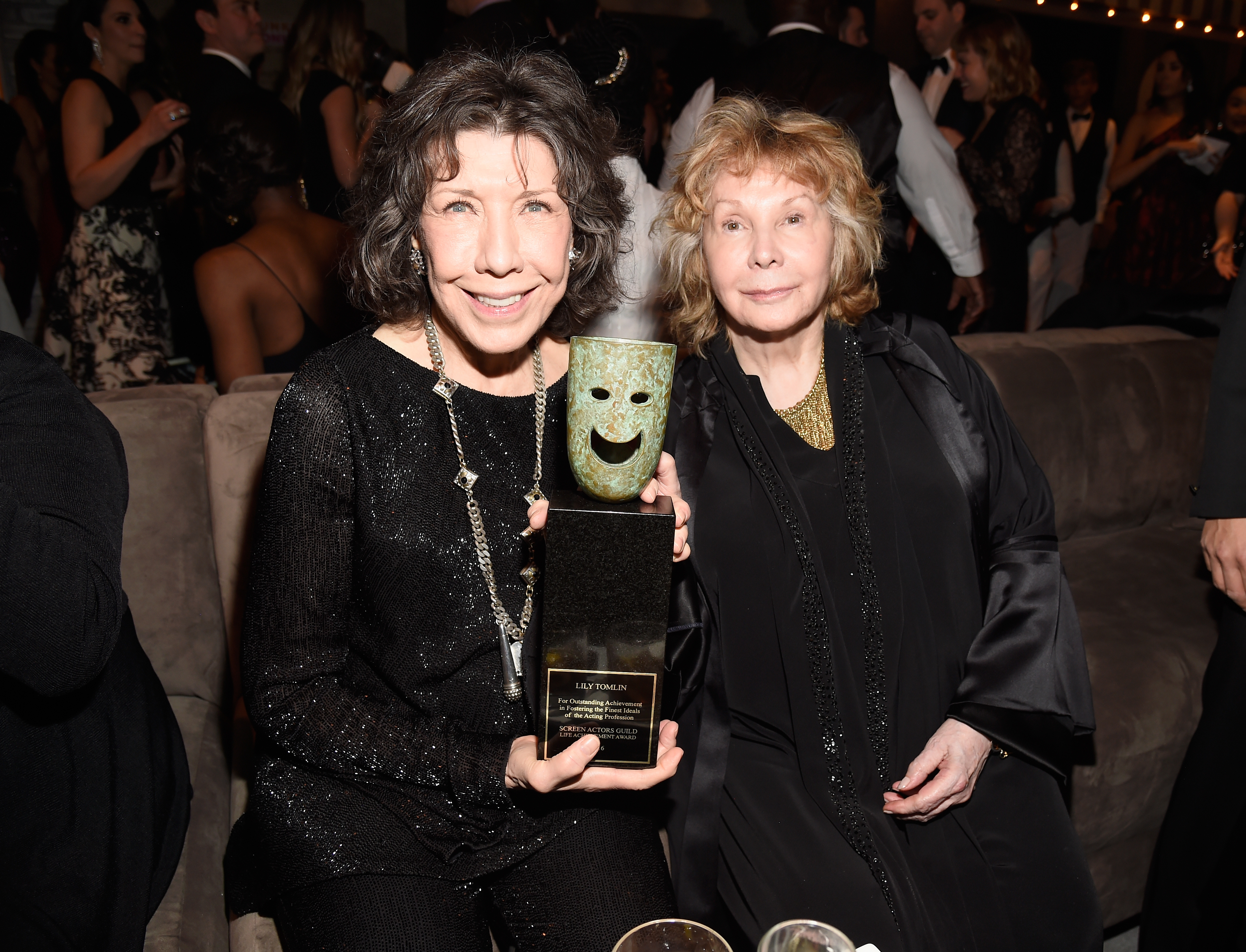 LOS ANGELES, CA - JANUARY 29:  Actress Lily Tomlin (L) and writer Jane Wagner attend  People And EIF