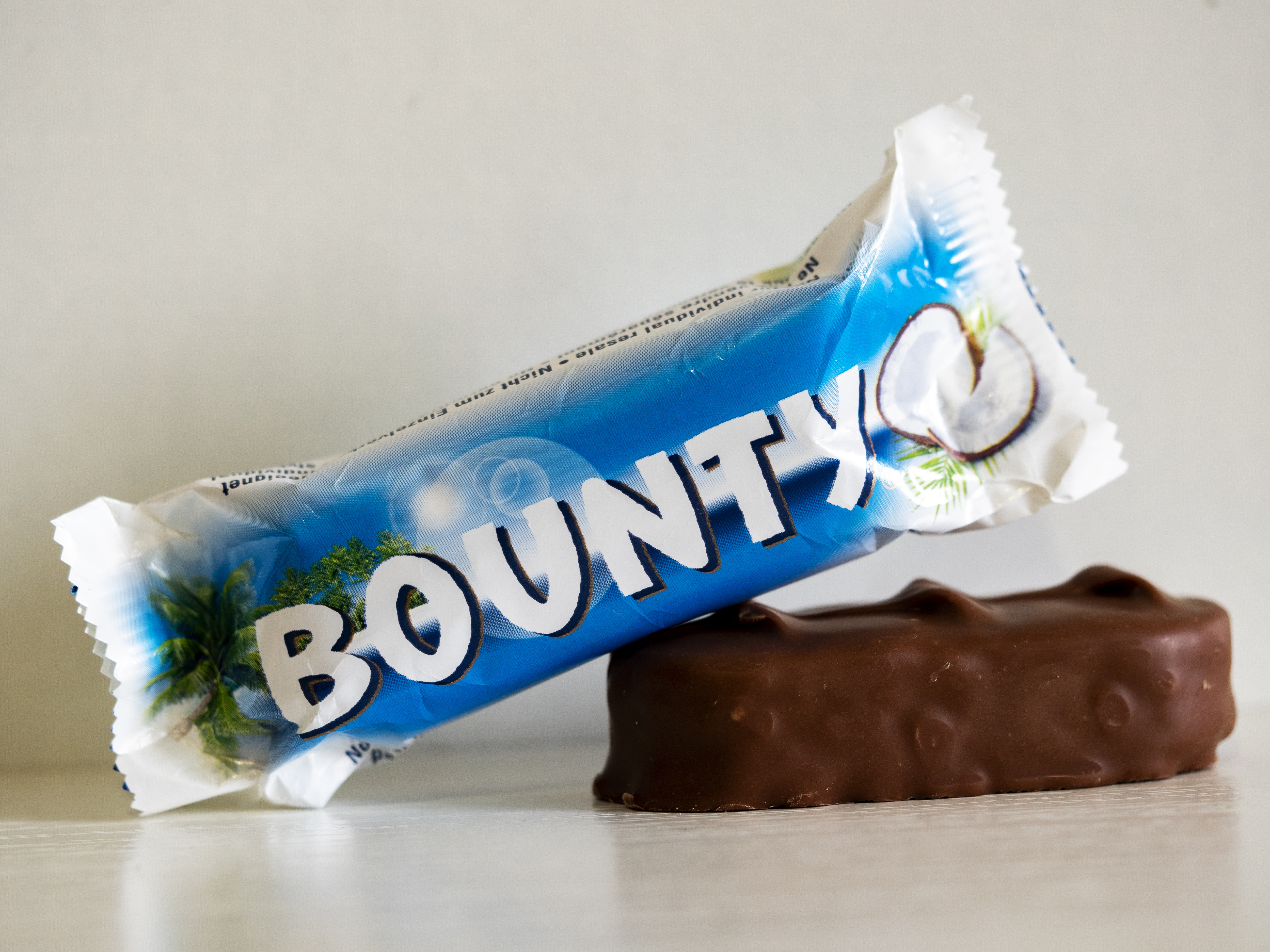 UKRAINE - 2021/05/27: In this photo illustration, Bounty bars seen displayed on a white background. (Photo Illustration by Valera Golovniov/SOPA Images/LightRocket via Getty Images)