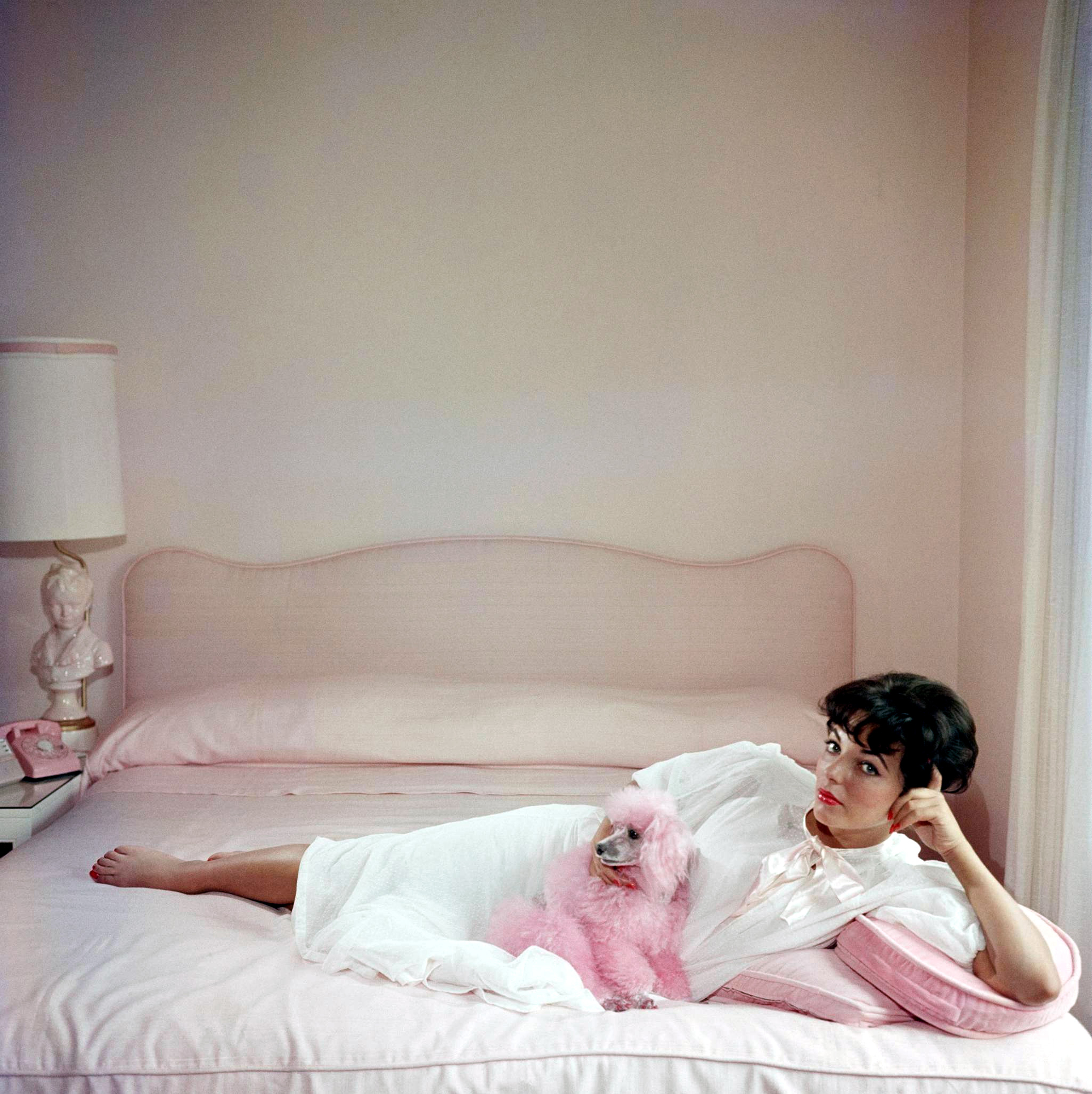 British actress Joan Collins (Photo by Sunset Boulevard/Corbis via Getty Images)
