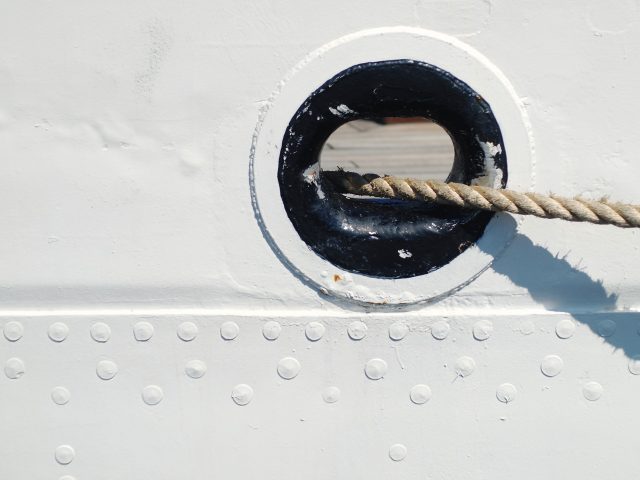 Choosing the right anchor weight and type is paramount to staying safely moored