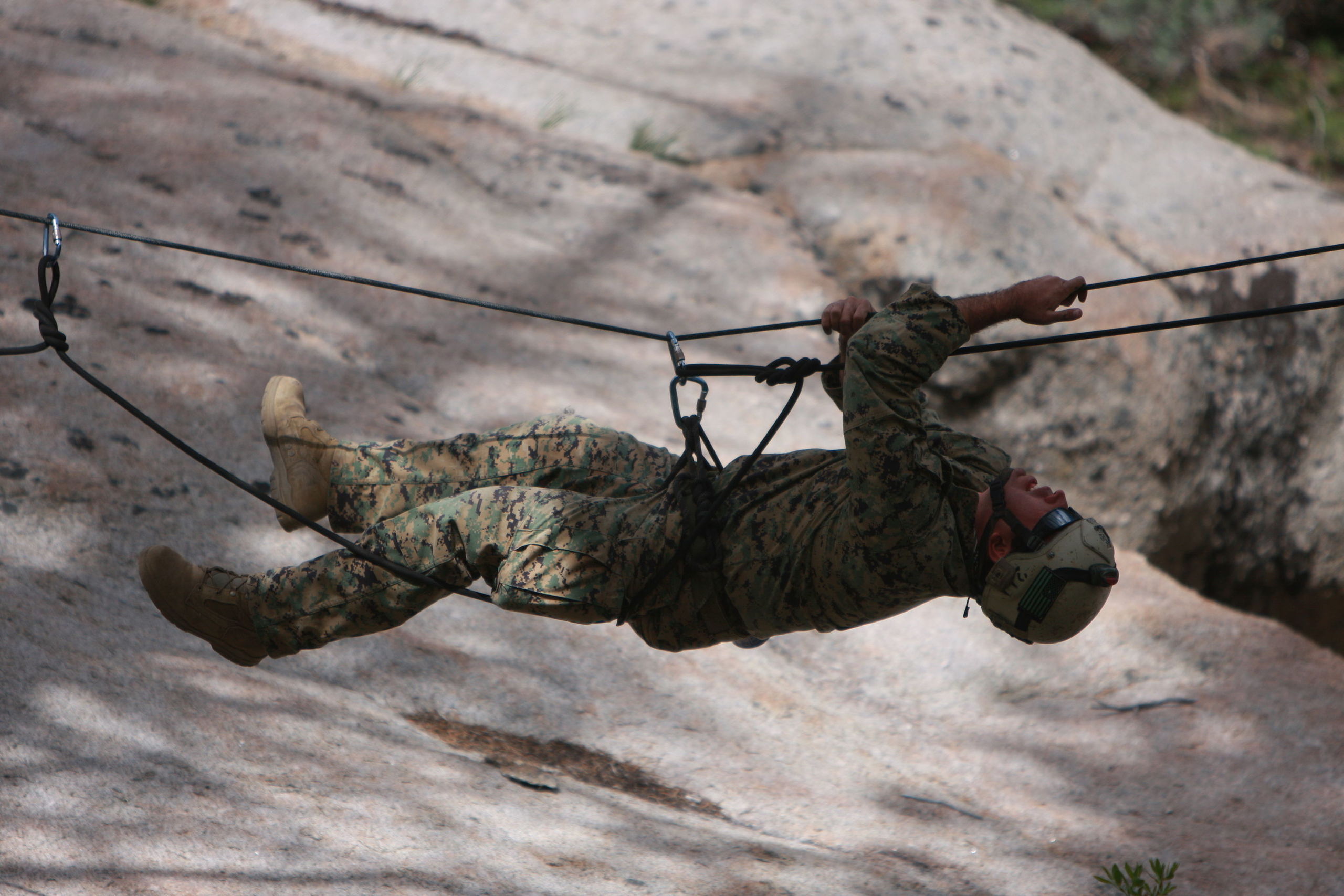 US marine trains river crossing using tyrolean traverse. Image source