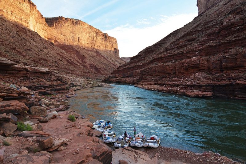 13 Mile Camp (Supai Ledges) on the Colorado River. Grand Canyon National Park, Arizona – Author: Paxson Woelber – CC BY 2.0