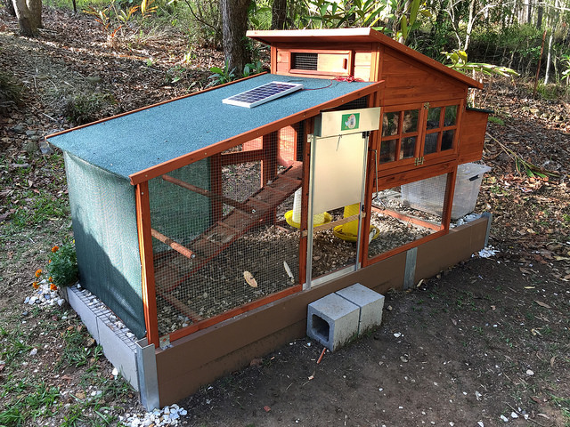 solar powered chicken coop door – Author:Stephan Ridgway – CC BY 2.0