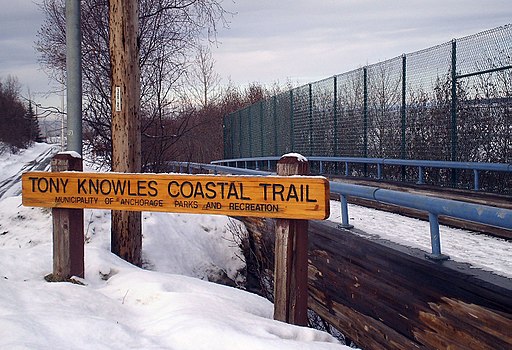 The northern terminus of Anchorage, Alaska’s Tony Knowles Coastal Trail – Author: James Brooks – CC BY 2.0