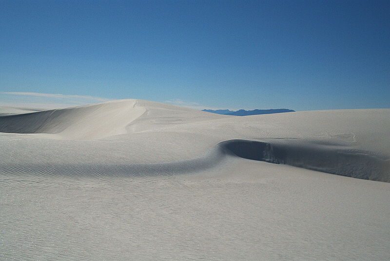 Dunes at White Sands National Monument, New Mexico, USA – Author: Jennifer Willbur – CC BY 2.5