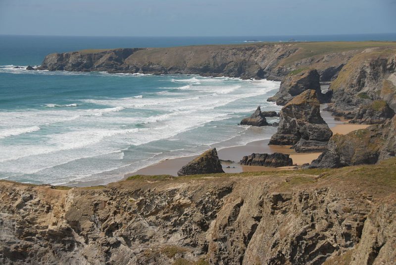 The Bedruthan Steps – Author: Ericoides – CC BY-SA 3.0