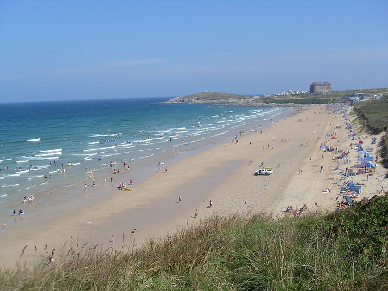 Fistral Beach, Britain’s most famous surfing beach – Author: a.froese – CC BY-SA 2.0