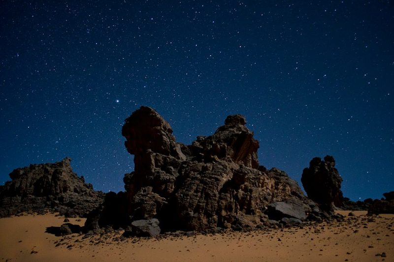 Rock towers in the Algerian Sahara. Tamanrasset, Algeria – Author: Patrick Hamilton – CC-BY 2.0