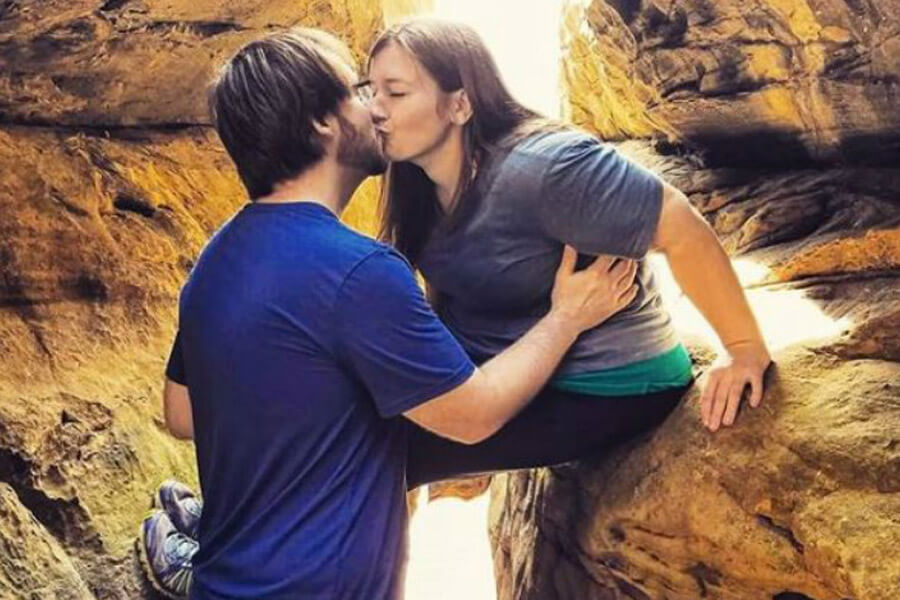 a-romantic-hike-52852-54705