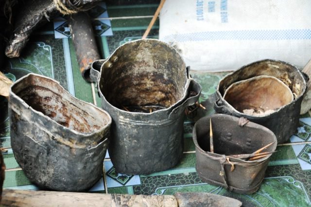 Vessels used in the jungle to cook and to collect food. Credit: baoquangngai.vn