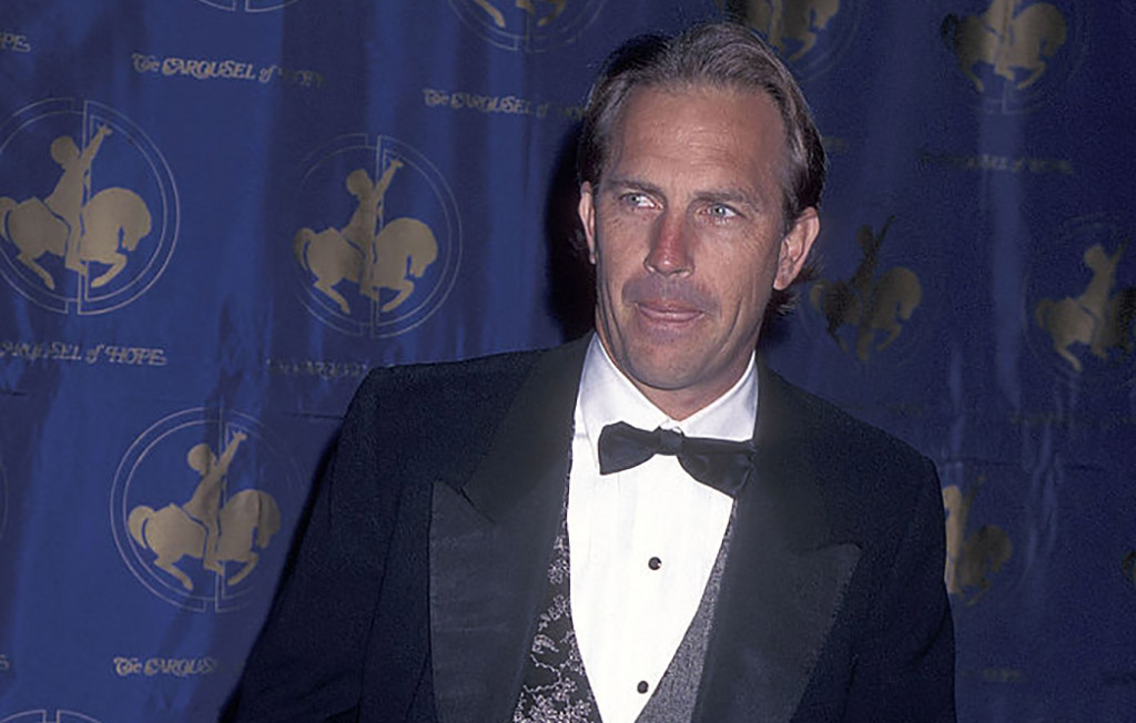 costner dated screenwriter Karin Reznack 