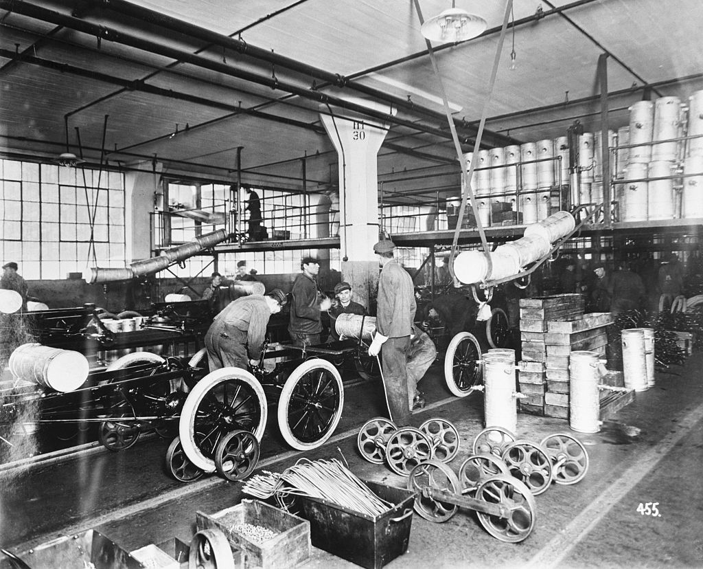 ford assembly line 2913