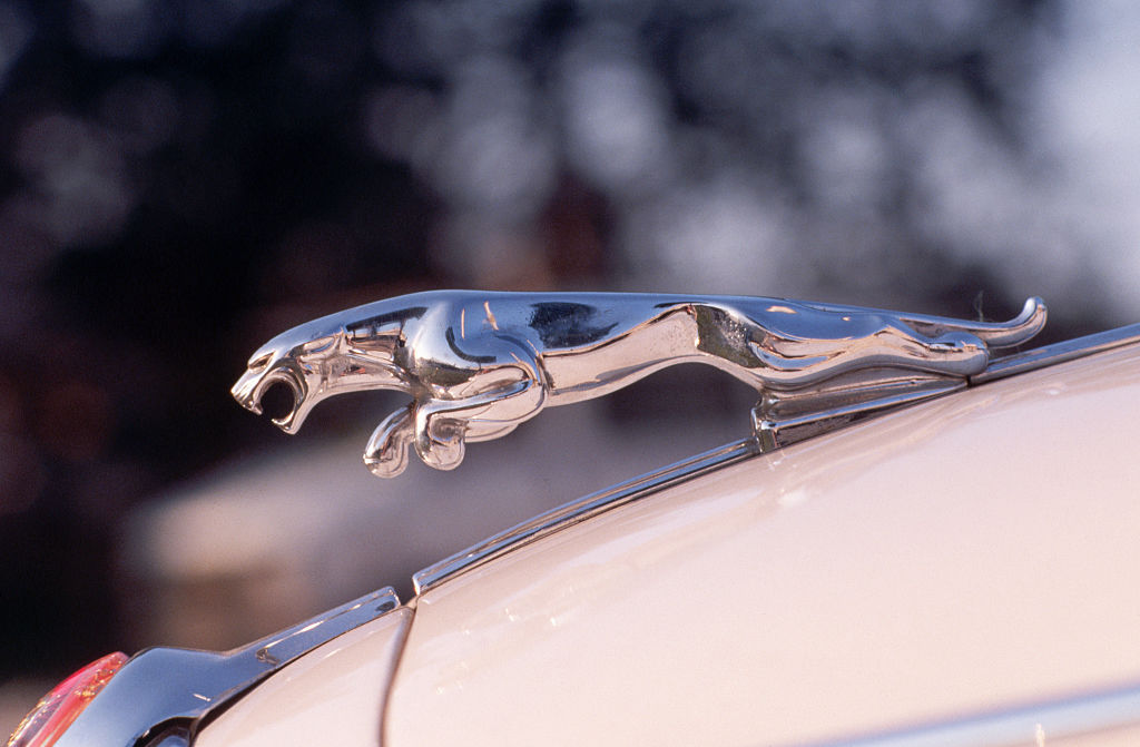 ford bought jaguar in 1989