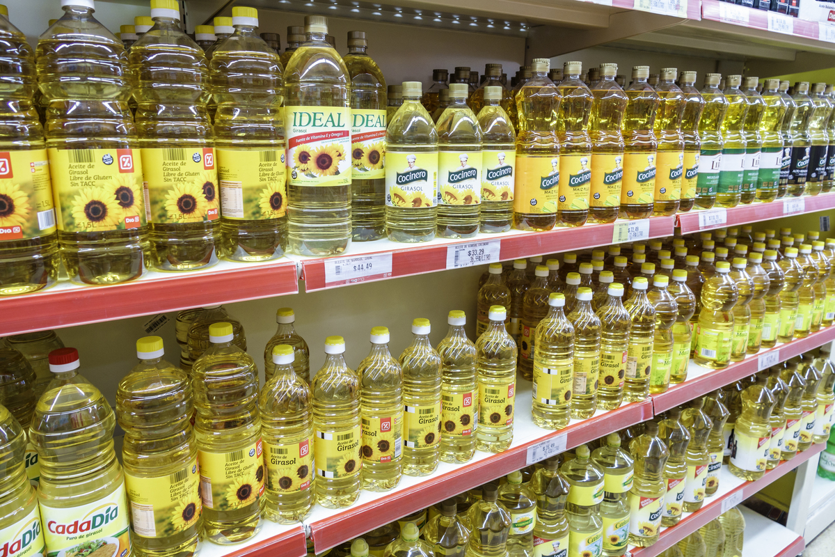 Shelves of sunflower oil for sale in a supermarket in San Telmo.
