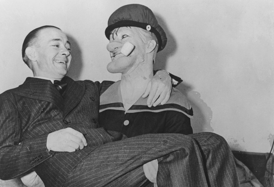 popeye's creator with a costumed sailor