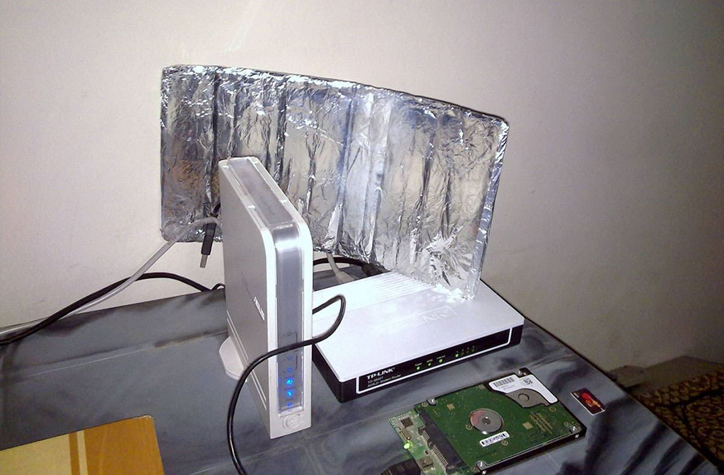 Foil behind wi-fi router 