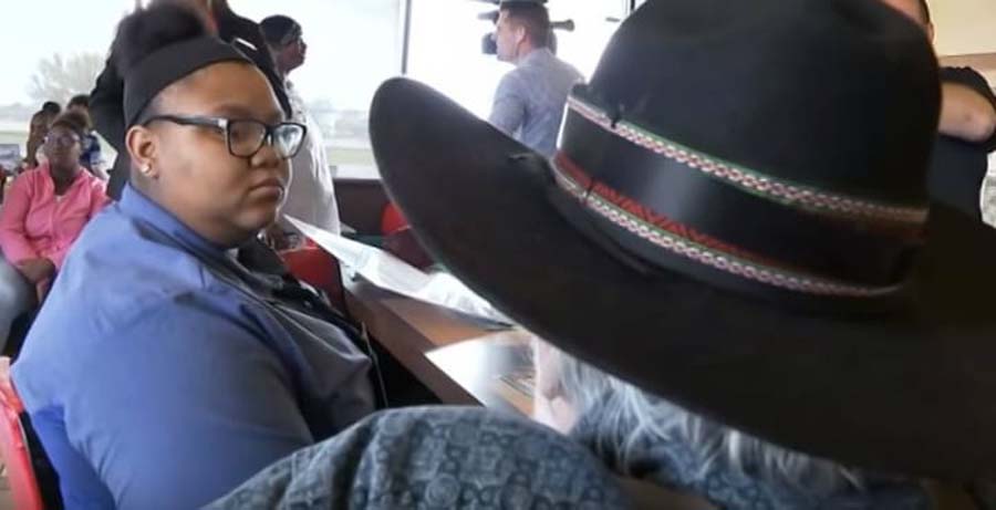 8-FOX8-WGHP-waitress-hidden-camera-71889