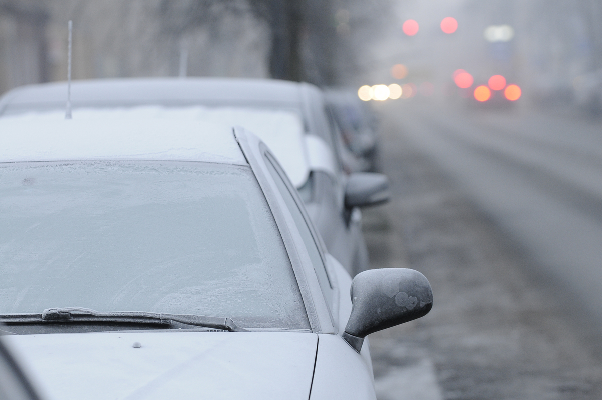 car windshield that's foggy