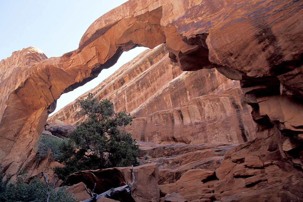 Utah, Arches National Park, Wall Arch. 