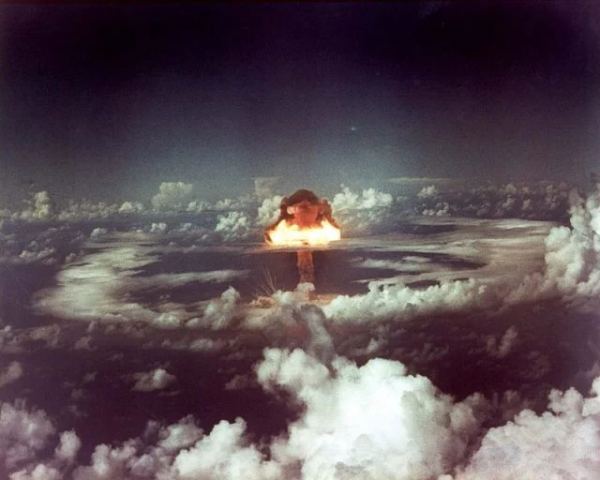 The United States dropped the nuclear bomb “Ivy King” some 2,000 feet north of Runit Island