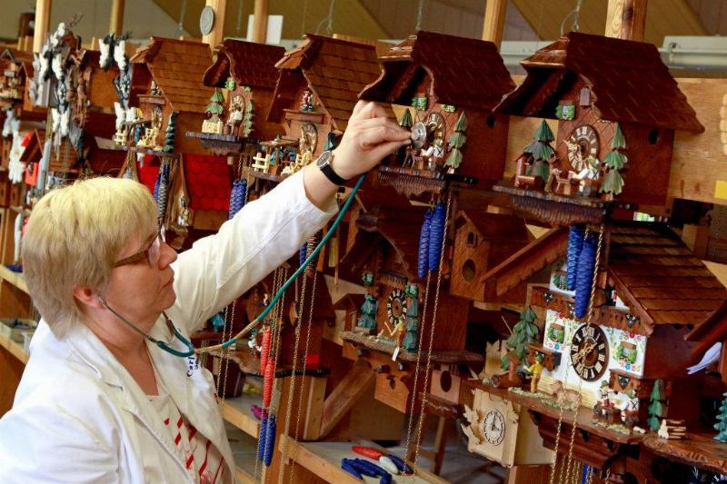 valuable clocks -1041747586