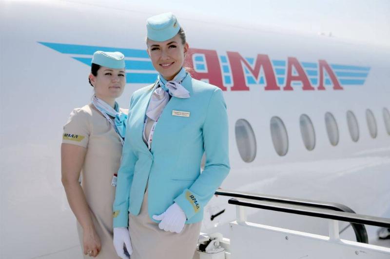 flight-attendents-01-49816