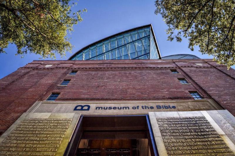Exterior of the Museum of the Bible 