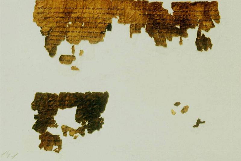 Fractions of the scroll 