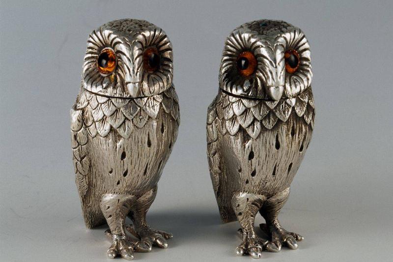 Owl slat and pepper shakers 