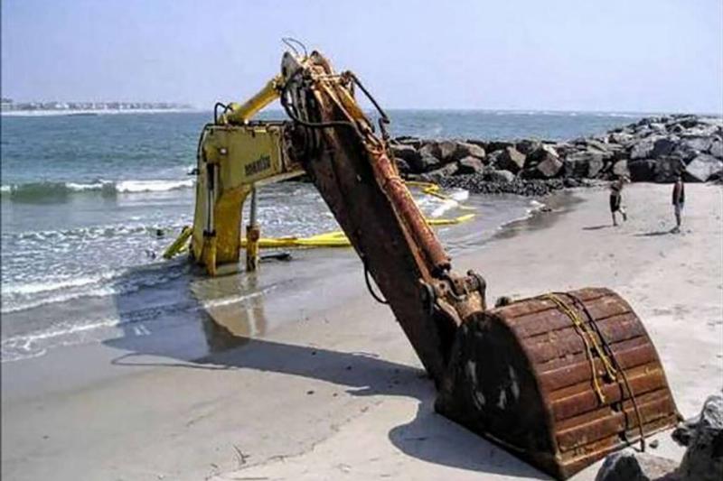 Tractor in the water 