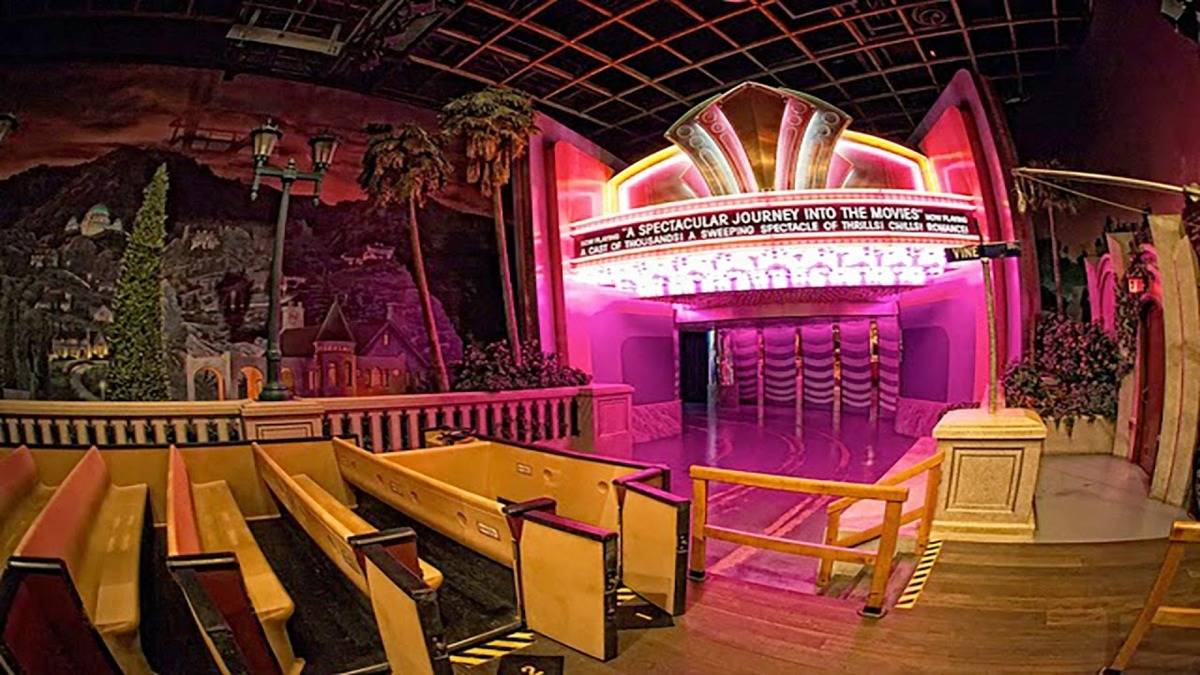 the great movie ride with a stage at walt disney world