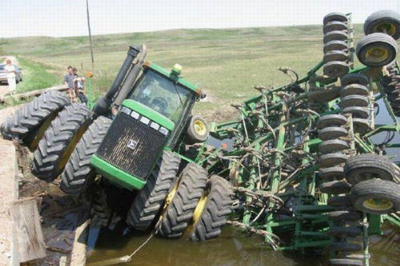 tractor-fail-15