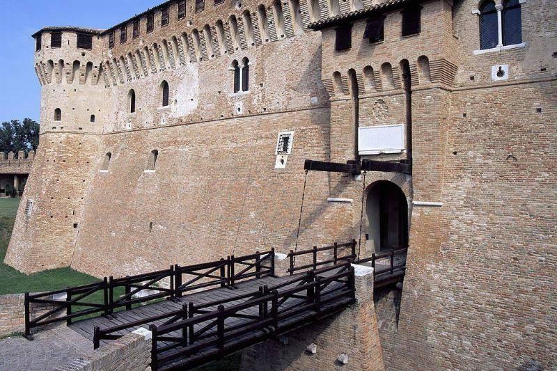 Drawbridges Limited Entrance Access