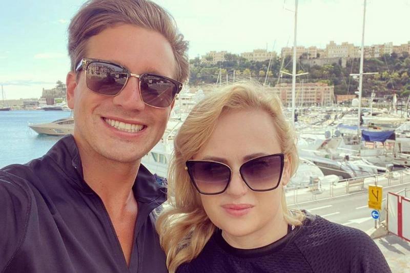 Dan Smyers and Shay Mooney Go Black and White