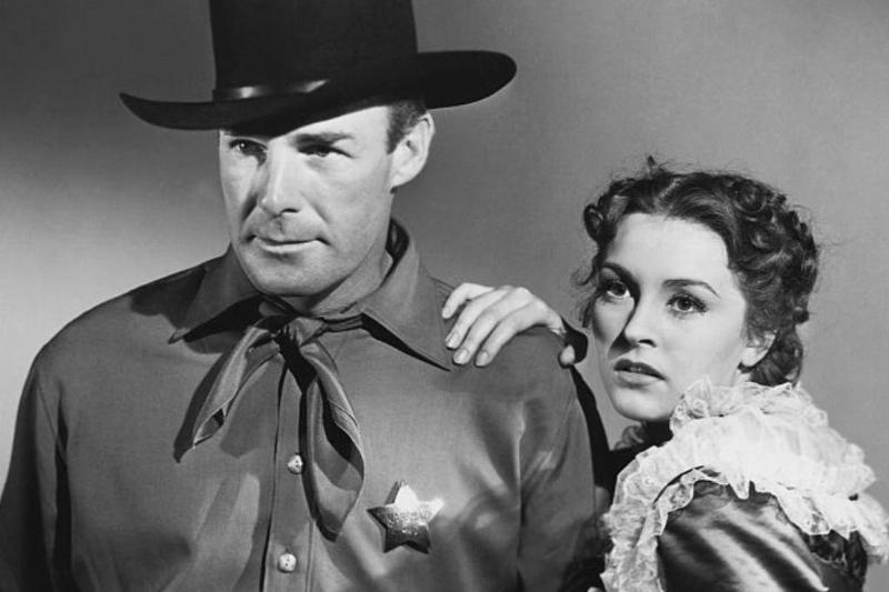 GettyImages-526888110-28254