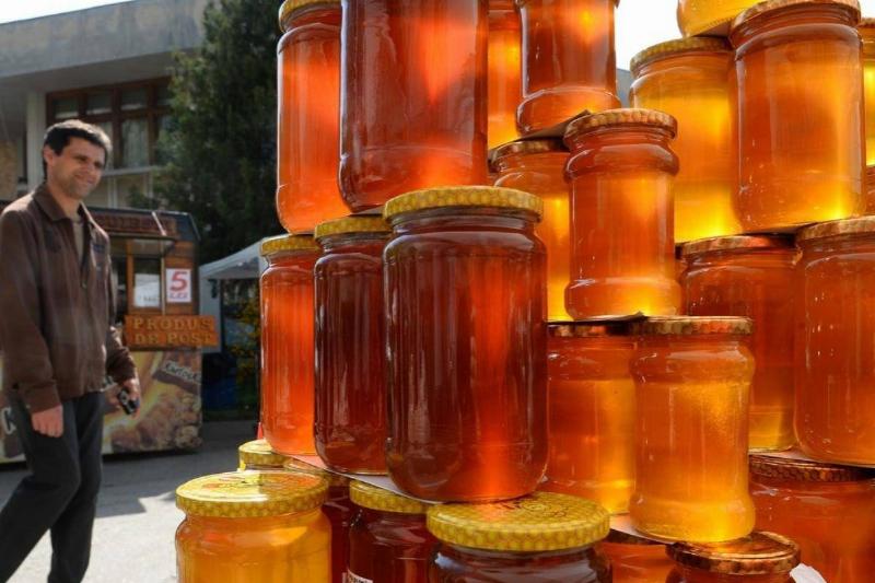 Raw Honey Alleviates More Than Just Allergies