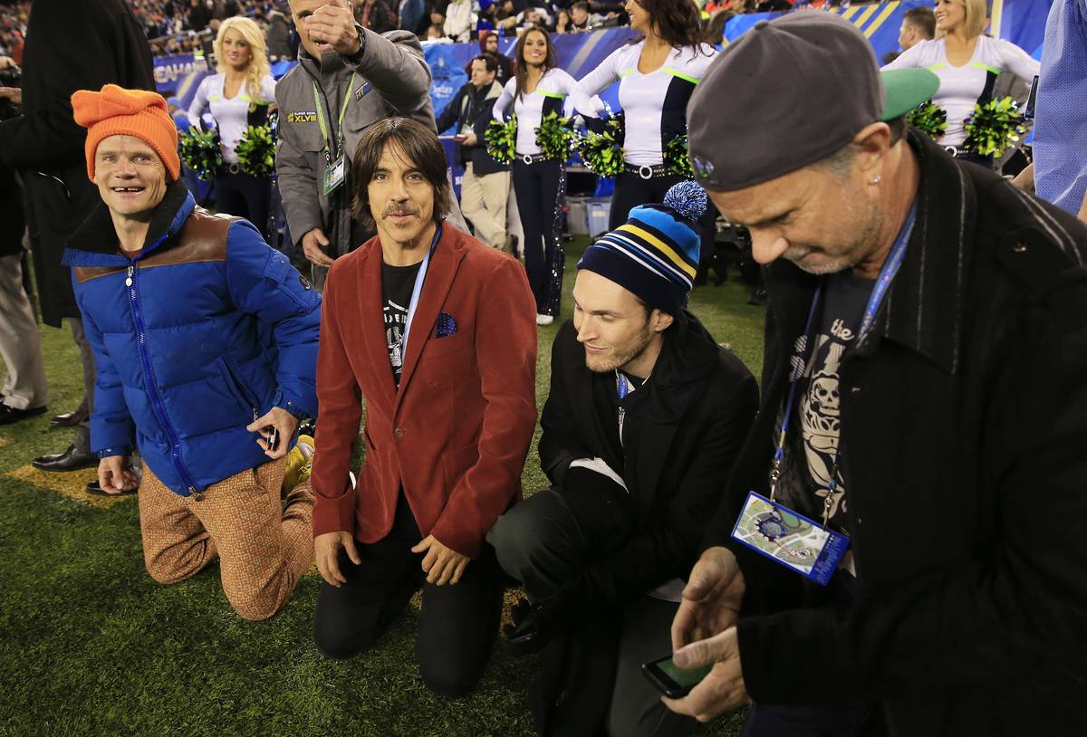 Super Bowl XLVIII performers on the field