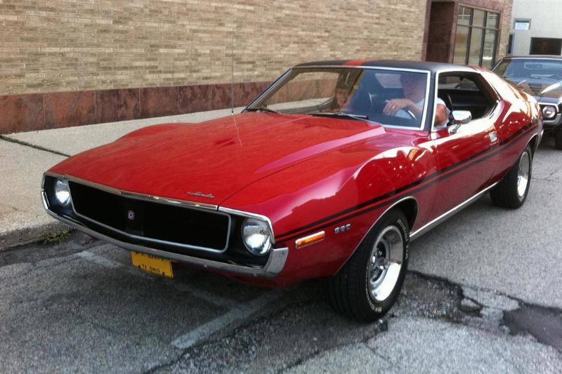 1971_AMC_Javelin_SST_red_Kenosha_street.jpg-69805
