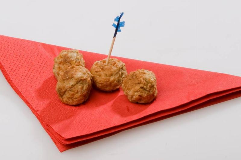 December 8, 2010-Holiday party fare part one. we tally up calories, fat and sodium in five favorite