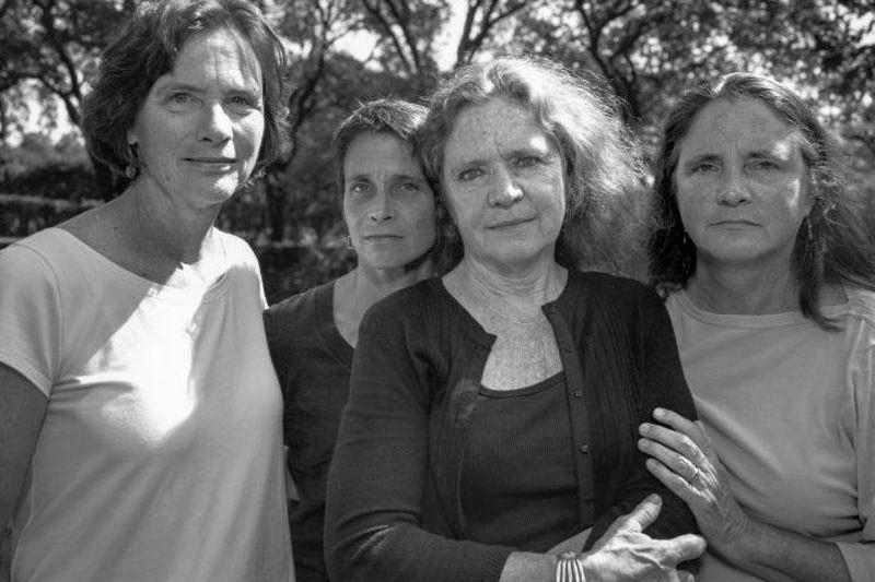 2007 four sisters outside