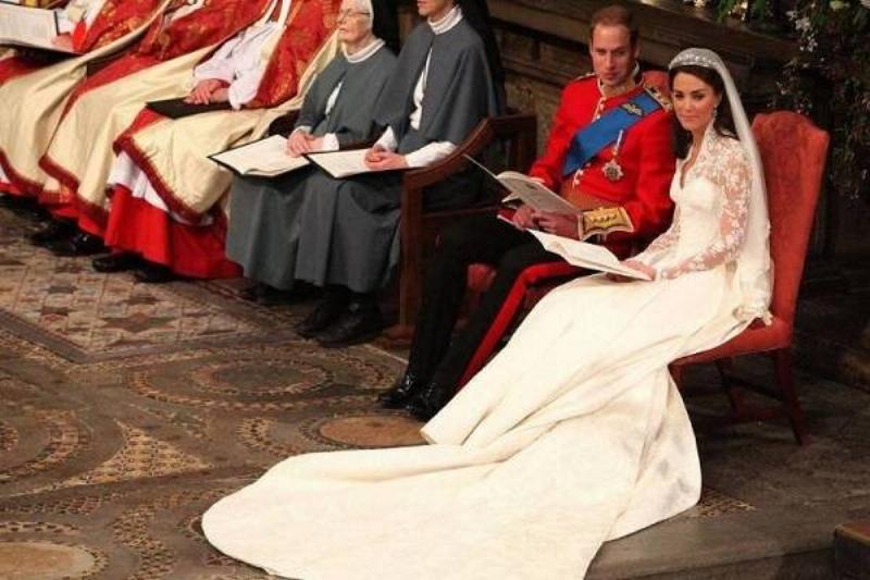 21 Comapraciones Bodas Reales 38