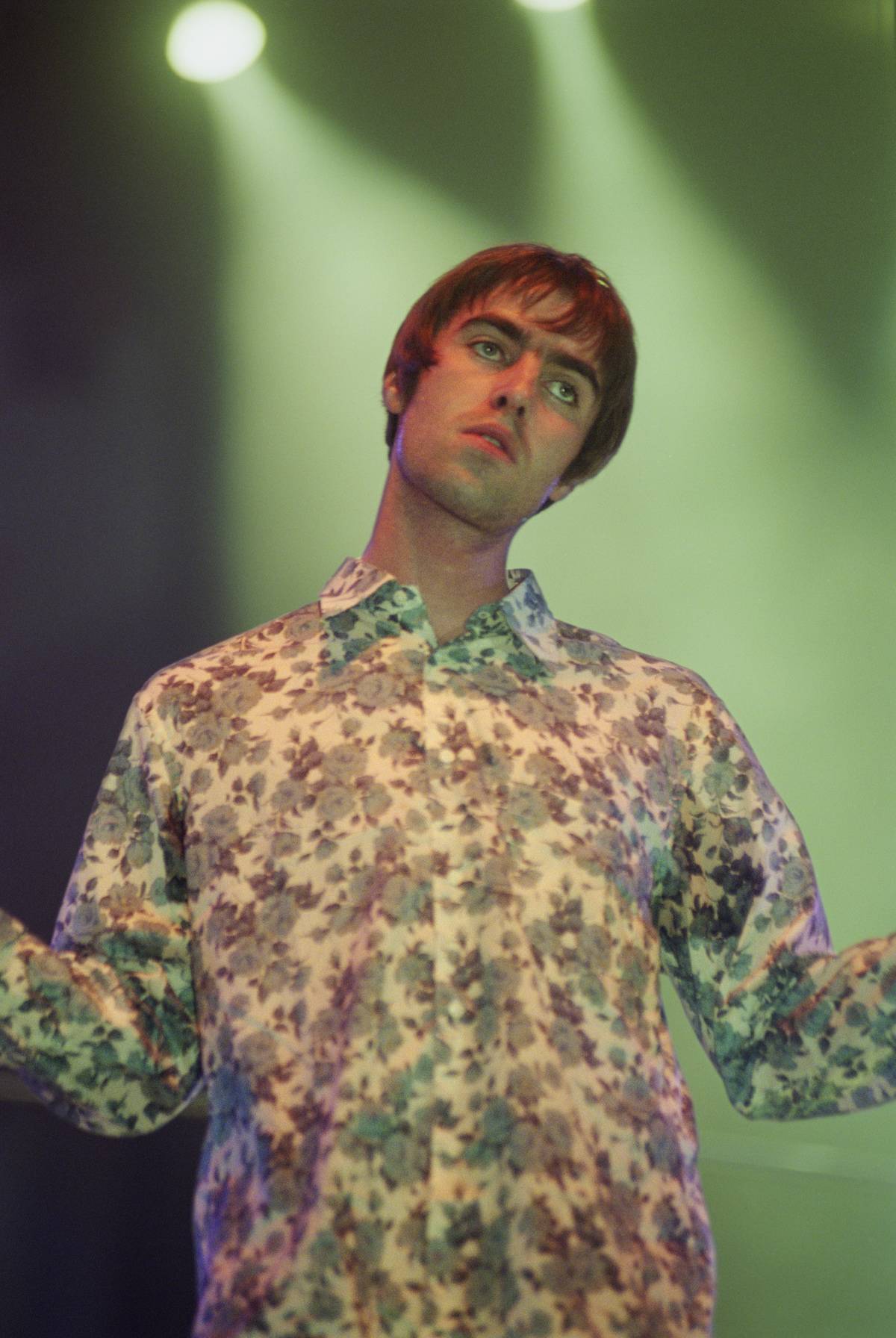 Oasis Live At Earls Court