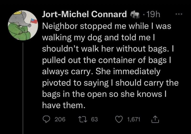 Tweet explaining woman asked to have poop bags when the woman did. 