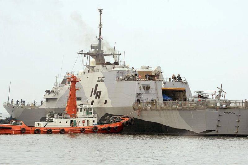 USS-Freedom-166121025-46307