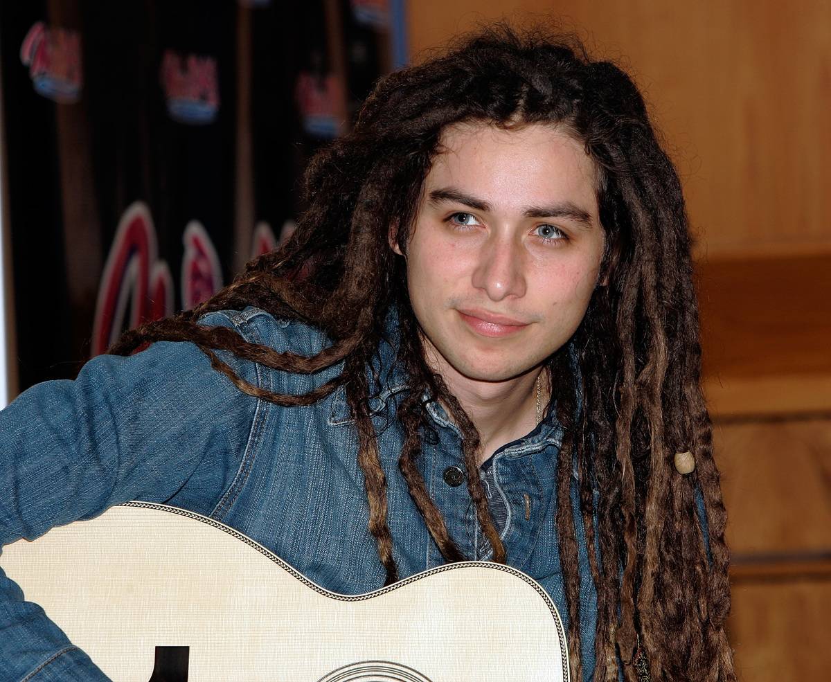 Singer Jason Castro at Children's Hospital Boston Mix FM Radiothon