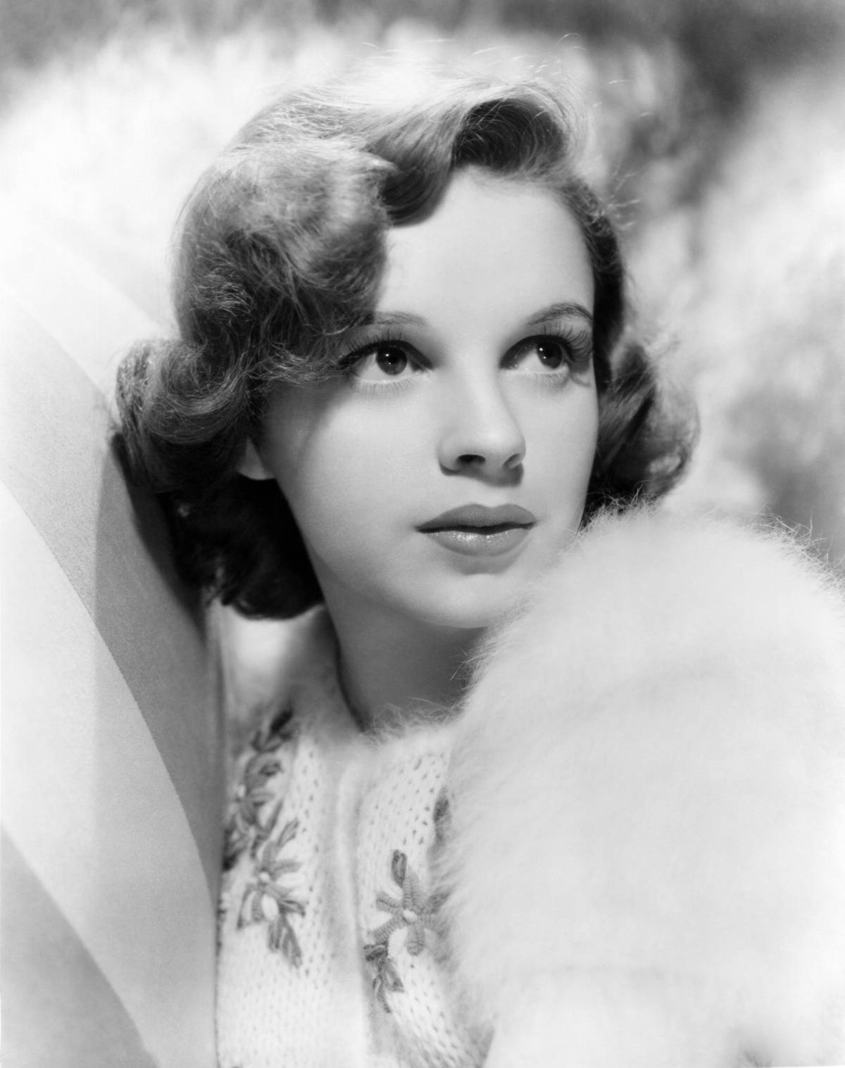 Portrait of a young Judy Garland.